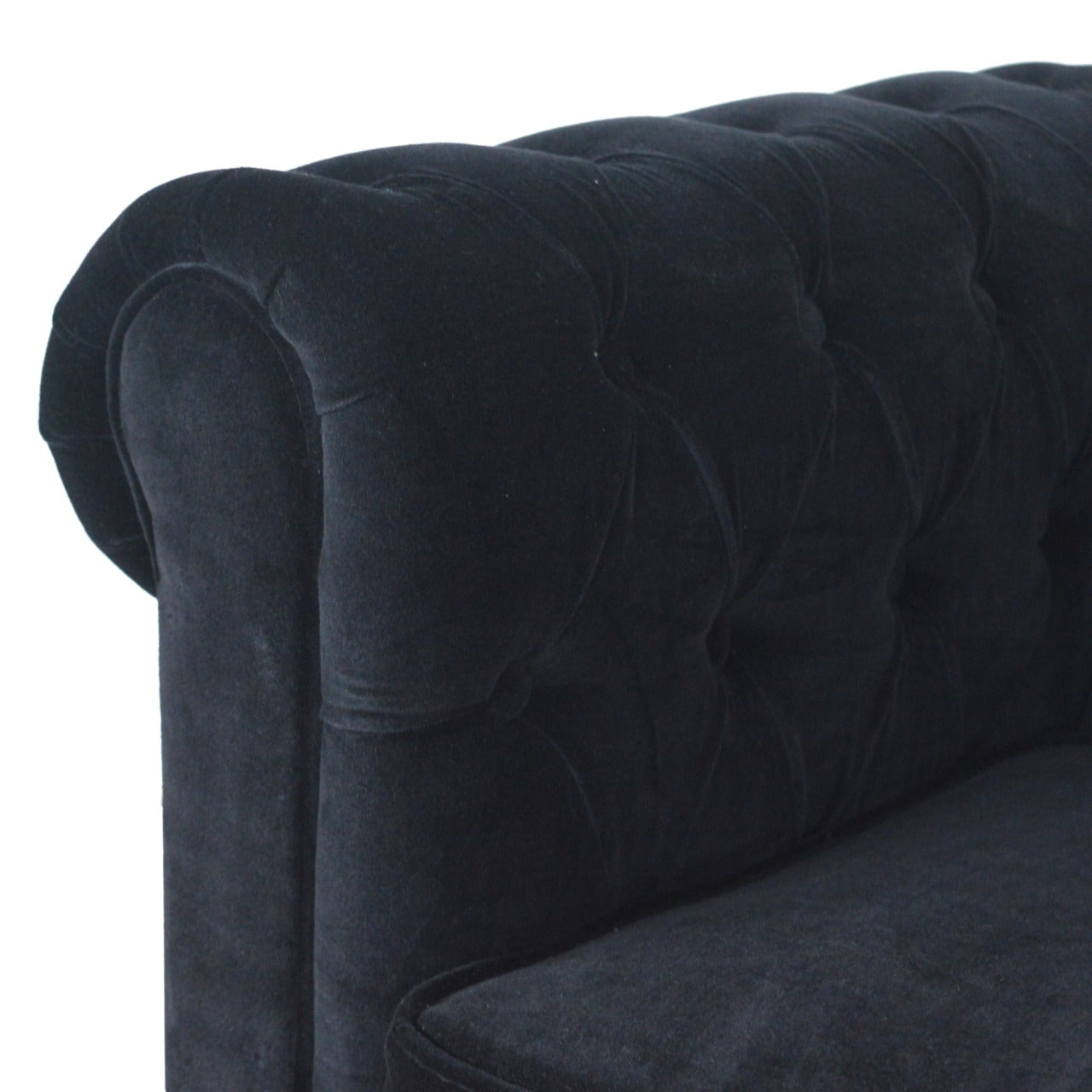Elegant Black Velvet 2-Seater Chesterfield Sofa with Walnut Legs