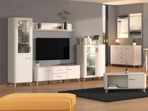 Dariqon Cashmere Oak Effect Low 2-Door Display Cabinet Glass Shelf